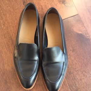 Everlane 7.5 black loafers all leather Italian
